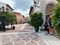 -佛罗伦萨小镇广佛名品奥特莱斯(疏港路店)