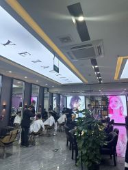 -藤野造型烫染·漂发