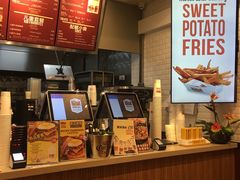 -The Habit Burger Grill 哈比特汉堡(爱琴海店)