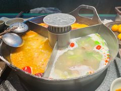 -三出山火锅(南京万象天地店)