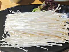 -洪氏嗨捞·广东猪肚鸡·椰子鸡火锅(西咸万象城店)