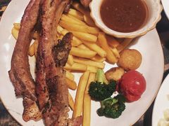 -Supine Bistro溯泮餐厅