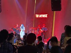 -TZ House音乐现场(来福士中心店)