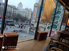 -三个四川人火锅(华联商厦店)