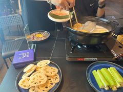 -牛牛和牛海鲜粥底火锅(长虹国际城店)