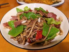 -云南邨民族风味
