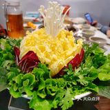 养生火锅｜春季滋补来一顿花胶鸡汤火锅吧
