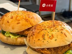 -必胜客(乐山世豪PH店)