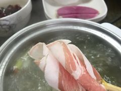 菊花火锅宴-华强阁菊花宴自助火锅店