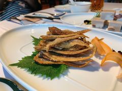 香酥凤尾鱼-杭州新新饭店·1913餐厅