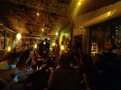 -城墙外BAR