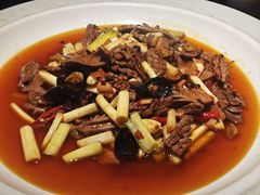 -万重锦·人文川菜馆(骡马市店)