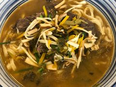 -陈八两面家(华孚写字楼店)