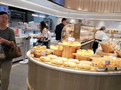 -万利隆·活力烘焙(人民路店)