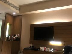 -上海滴水湖皇冠假日酒店