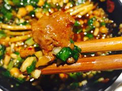 -钢管厂五区小郡肝串串香(奥克斯广场锦城万达店)