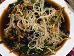 -闯关东东北农家菜(崂山石老人店)