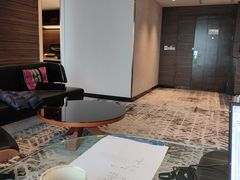 -上海虹桥西郊假日酒店