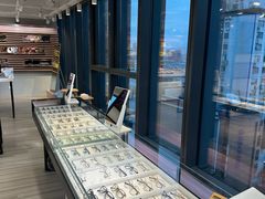 -瑞司视光眼镜·蔡司战略合作眼镜店(新街口店)