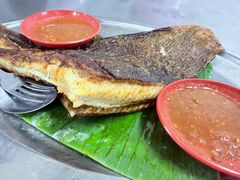 -黄亚华小食店(Jalan Alor)