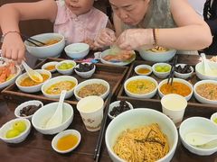 -蟹上黄·蟹黄面·江南糖水(人民广场店)