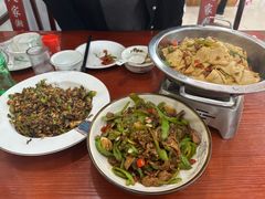 -湖南人家湘菜馆(镇江路店)