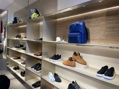 -乐蓬马歇百货公司(Rive Gauche)