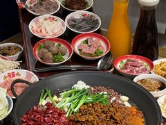 -沸炉重庆老火锅(军事博物馆店)