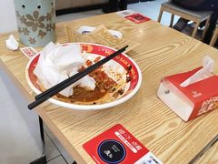 -魔都三兄弟酸辣粉·蘸卤炸串(虹桥万科店)