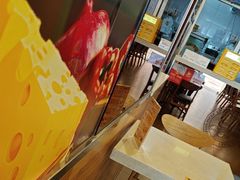 -尊宝比萨(华景新城店)