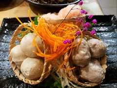 -湊湊火锅·茶憩(杭州湖滨银泰in77店)