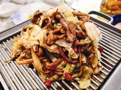 茶树菇炒牛肉-北京老铺烤鸭(老城根店)