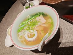 海鲜粿条-虹潮荟·餐桌上的美食地理(太阳宫店)