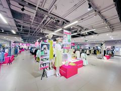 -唯品会(北京国瑞城店)