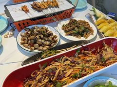 -嗨辣小聚·盘锦河蟹·海鲜烧烤龙虾(盘锦十年好店)