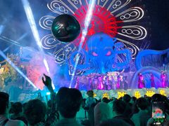 -七彩云南欢乐世界