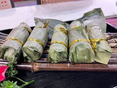 -刘姐啤酒鱼民族演艺餐厅(西街总店)