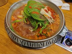 -喇喇排骨火锅·传统韩式脊骨汤(望京西园总店)