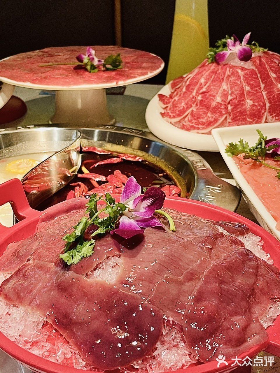 吃火锅就来广州渝和礼重庆牛油火锅