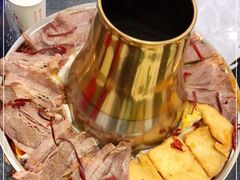 -撒拉人家.酸菜牦牛肉火锅