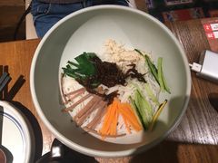 -云海肴·汽锅鸡·云南菜(天山百盛优客店)