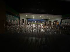 -燕子岗体育场