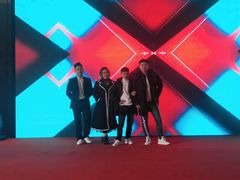 -上海龙之梦万丽酒店