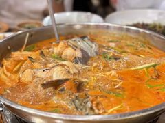 -亮欢寨酸汤鱼(沙冲路店)