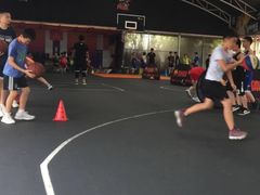 -呈康体育青少年篮球培训班(虹口店)