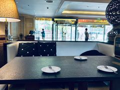 -上海齐鲁万怡大酒店·辣椒屋咖啡厅