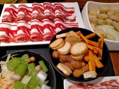 -沸炉重庆老火锅(军事博物馆店)