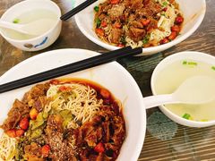 -阿阳牛腩腌面店