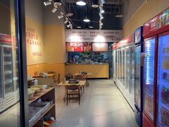 -涨巢·潮玩水疗局