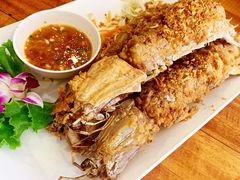-两兄弟Song Pee Nong(2号店)
